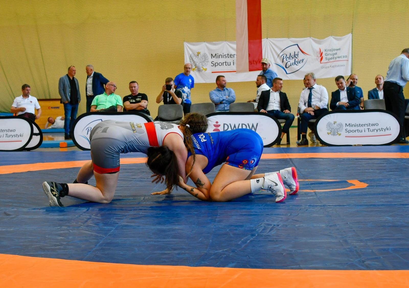 Zdjęcie w galerii na portalu naszraciborz.pl: Mistrzostwa Polski w zapasach kobiet w Rudniku. Świerczewska ze złotem, Michniewicz ze srebrem wiadomości z regionu