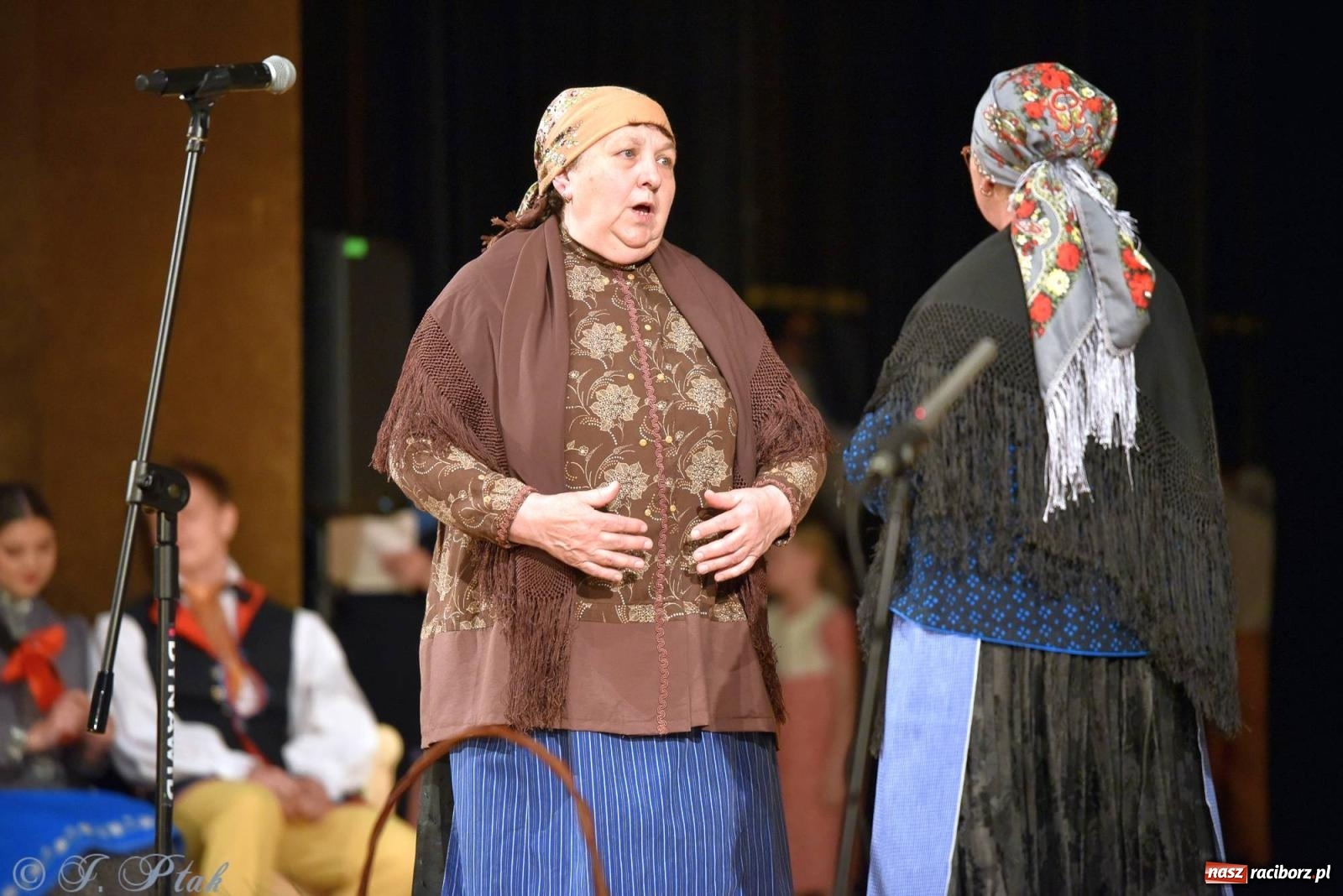 Zdjęcie w galerii na portalu naszraciborz.pl: Źródło wystawiło w RCK Wesele śląskie. Piękne widowisko pełne folkloru [FOTO i WIDEO] wiadomości z regionu