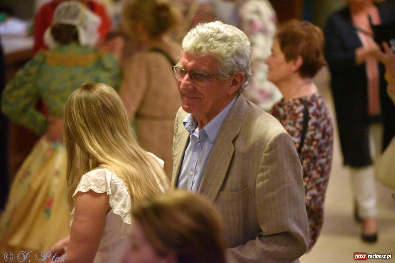 Zdjęcie w galerii na portalu naszraciborz.pl: Źródło wystawiło w RCK Wesele śląskie. Piękne widowisko pełne folkloru [FOTO i WIDEO] wiadomości z regionu