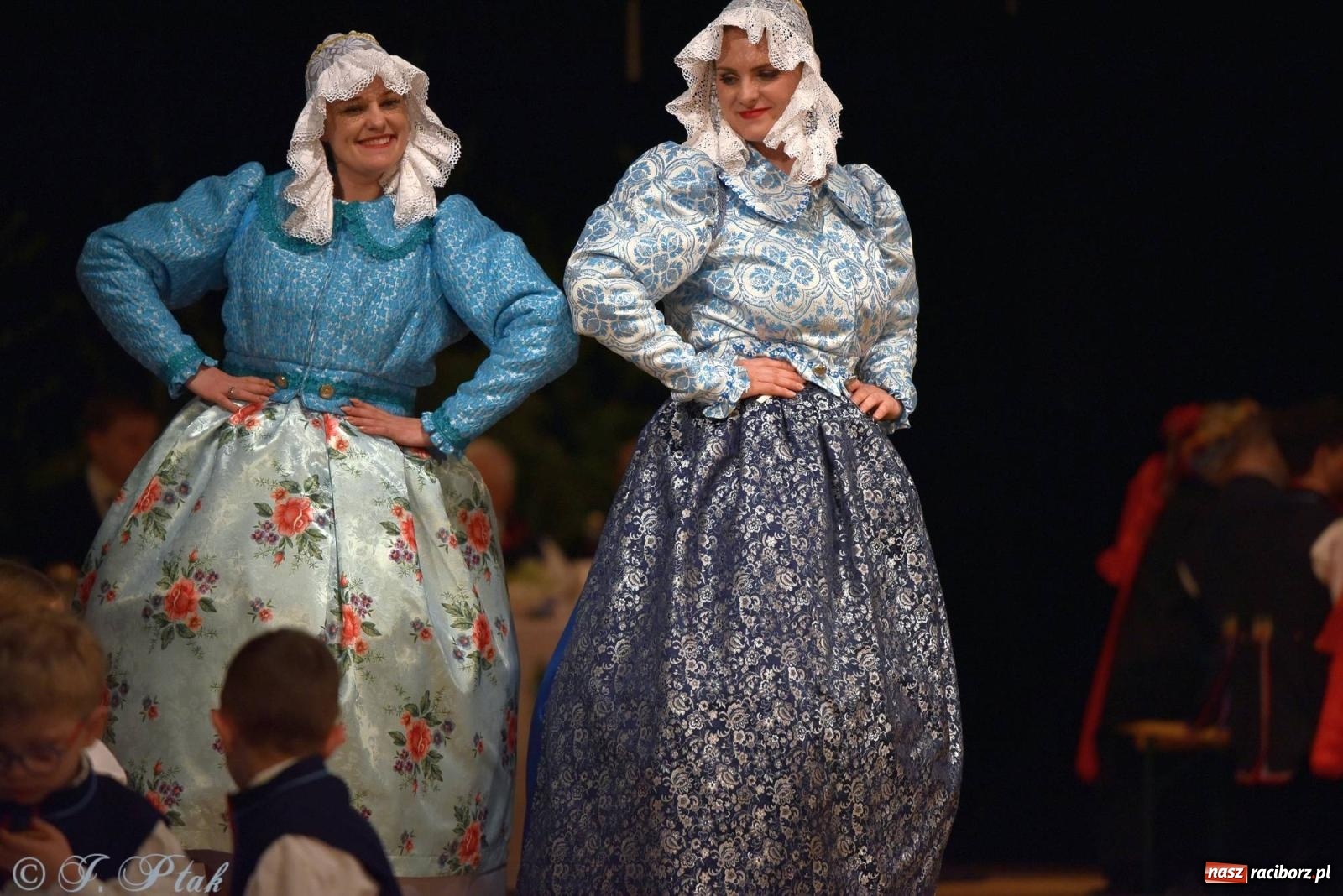 Zdjęcie w galerii na portalu naszraciborz.pl: Źródło wystawiło w RCK Wesele śląskie. Piękne widowisko pełne folkloru [FOTO i WIDEO] wiadomości z regionu