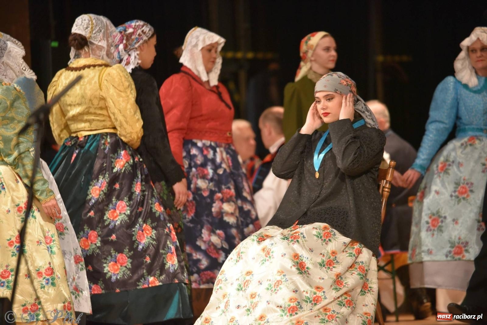 Zdjęcie w galerii na portalu naszraciborz.pl: Źródło wystawiło w RCK Wesele śląskie. Piękne widowisko pełne folkloru [FOTO i WIDEO] wiadomości z regionu