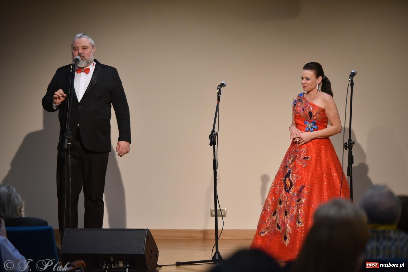 Zdjęcie w galerii na portalu naszraciborz.pl: Zaczarowany świat opery na zamkowej scenie [FOTO i WIDEO] wiadomości z regionu