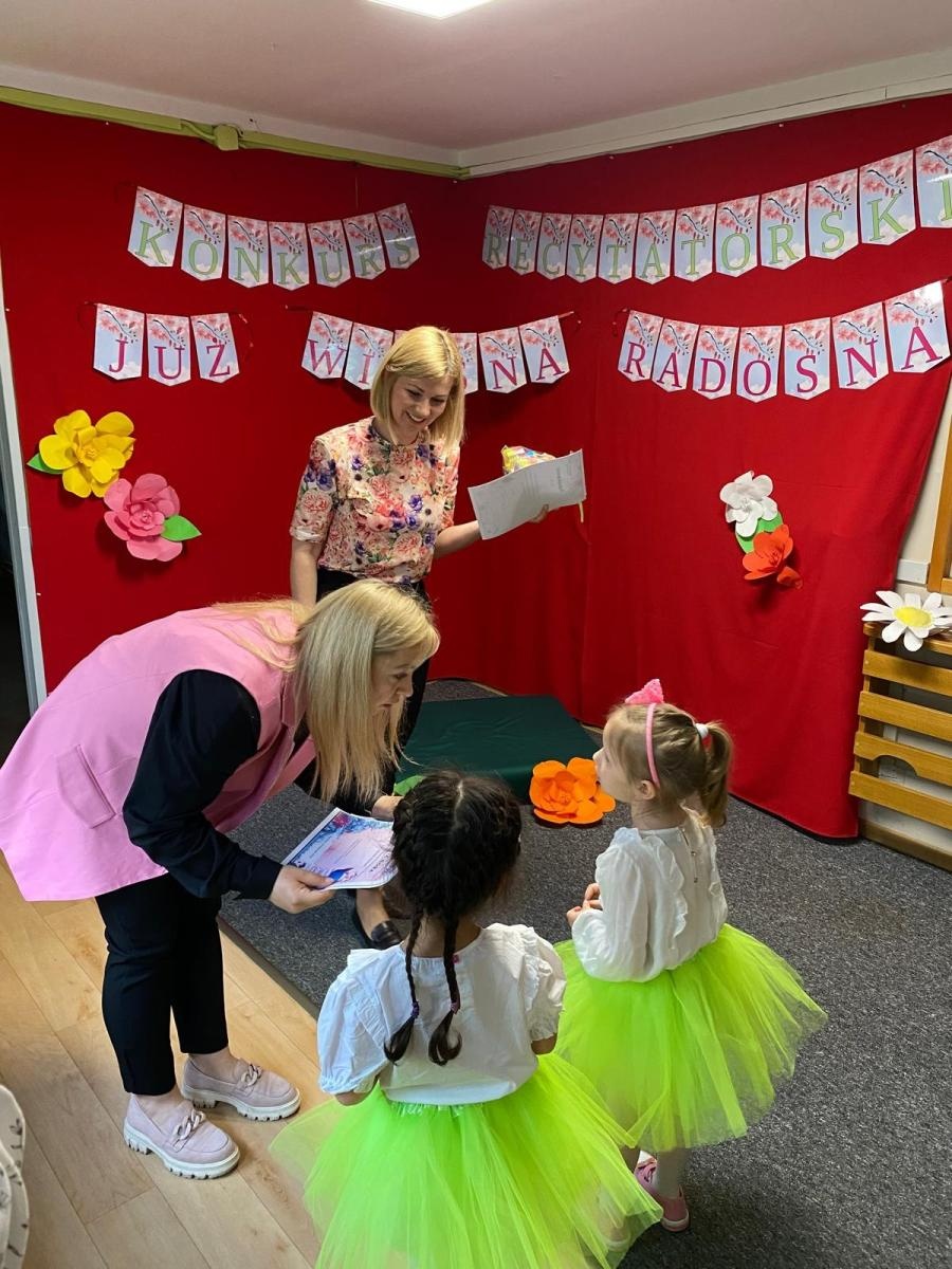 Zdjęcie w galerii na portalu naszraciborz.pl: XV edycja międzyprzedszkolnego konkursu Już Wiosna Radosna w Przedszkolu nr 20 wiadomości z regionu