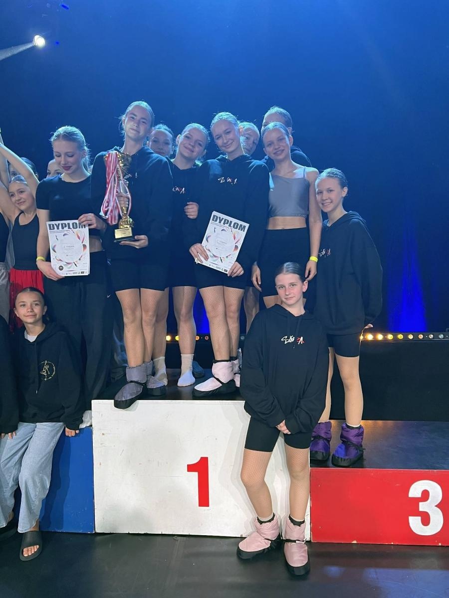 Zdjęcie w galerii na portalu naszraciborz.pl: Raciborska Skaza Modern na Mistrzostwach WADF-u wiadomości z regionu