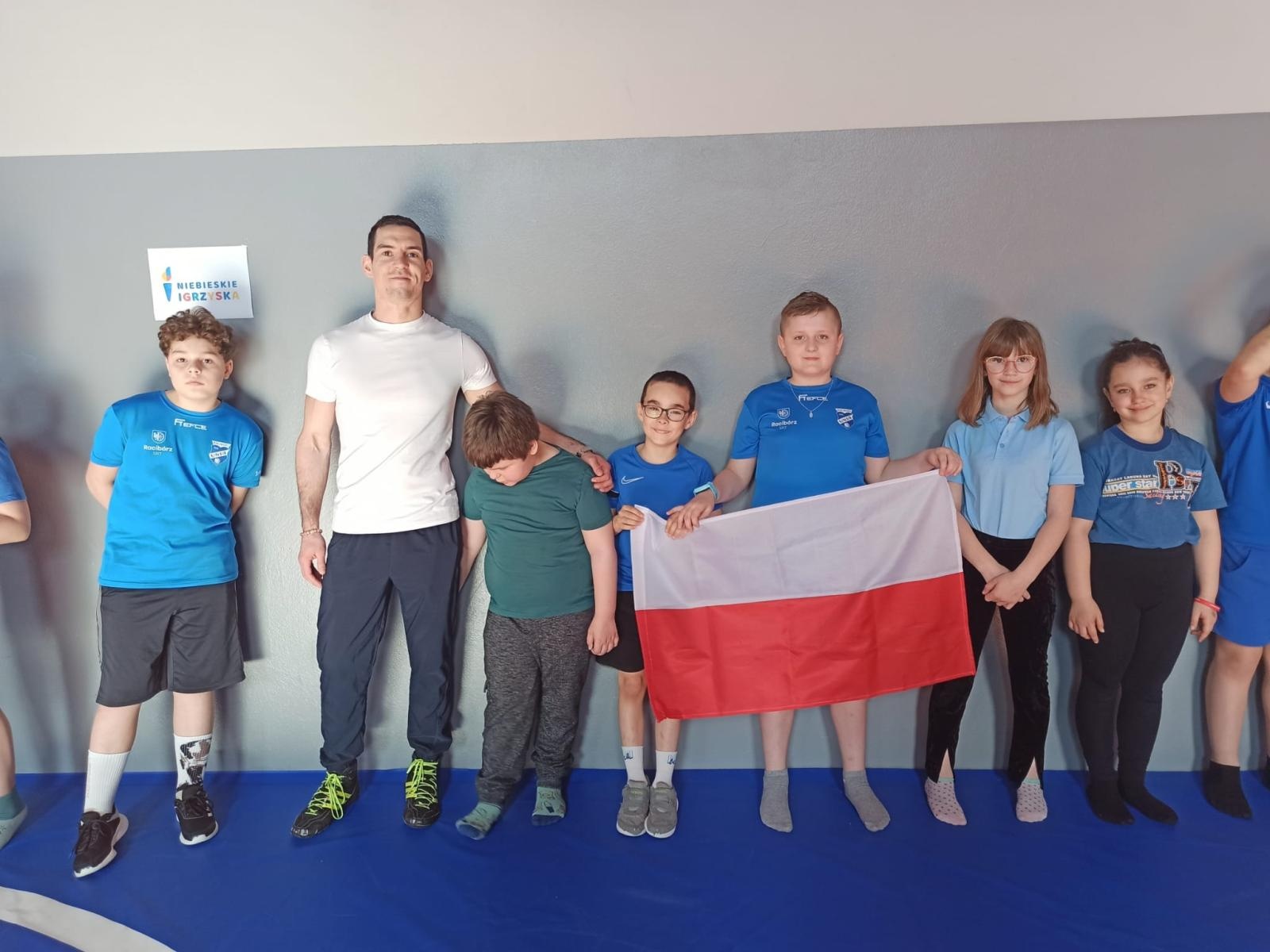 Zdjęcie w galerii na portalu naszraciborz.pl: Olimpiada w odcieniach błękitu w Słonecznej Krainie wiadomości z regionu