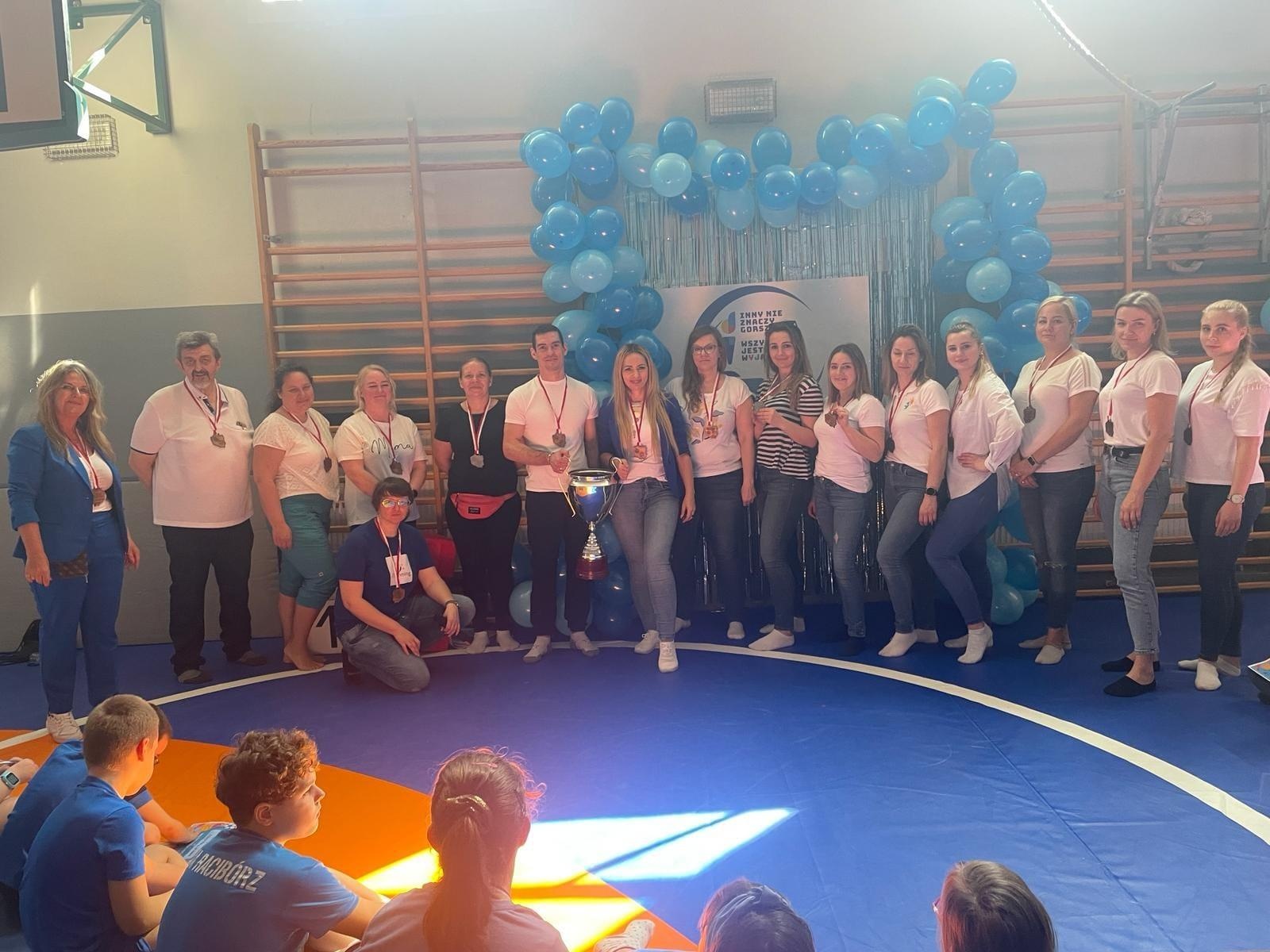 Zdjęcie w galerii na portalu naszraciborz.pl: Olimpiada w odcieniach błękitu w Słonecznej Krainie wiadomości z regionu