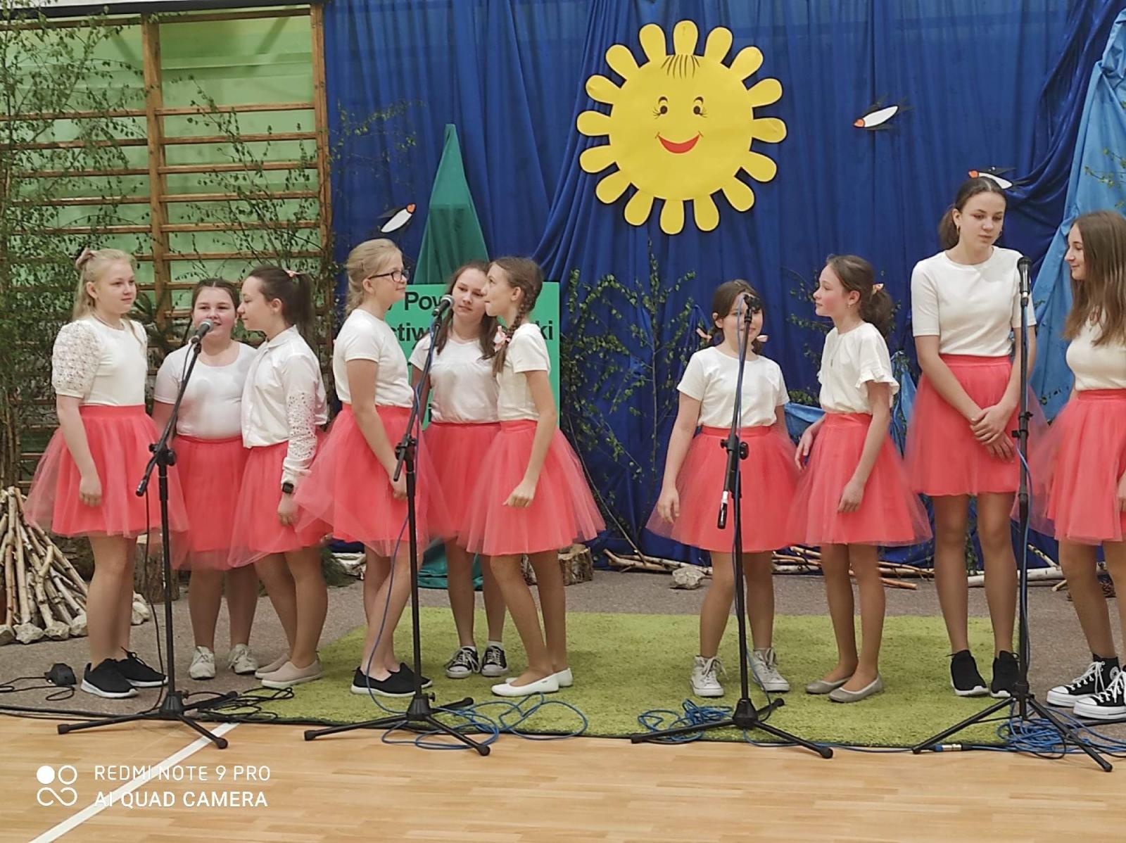 Zdjęcie w galerii na portalu naszraciborz.pl: IV edycja Powiatowego Festiwalu Piosenki Turystycznej, Harcerskiej i Patriotycznej za nami wiadomości z regionu