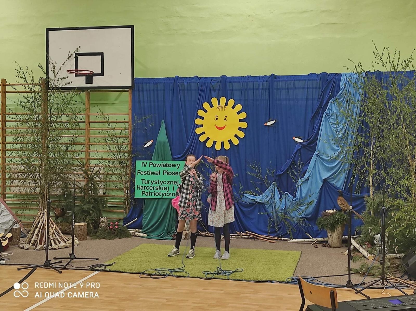 Zdjęcie w galerii na portalu naszraciborz.pl: IV edycja Powiatowego Festiwalu Piosenki Turystycznej, Harcerskiej i Patriotycznej za nami wiadomości z regionu