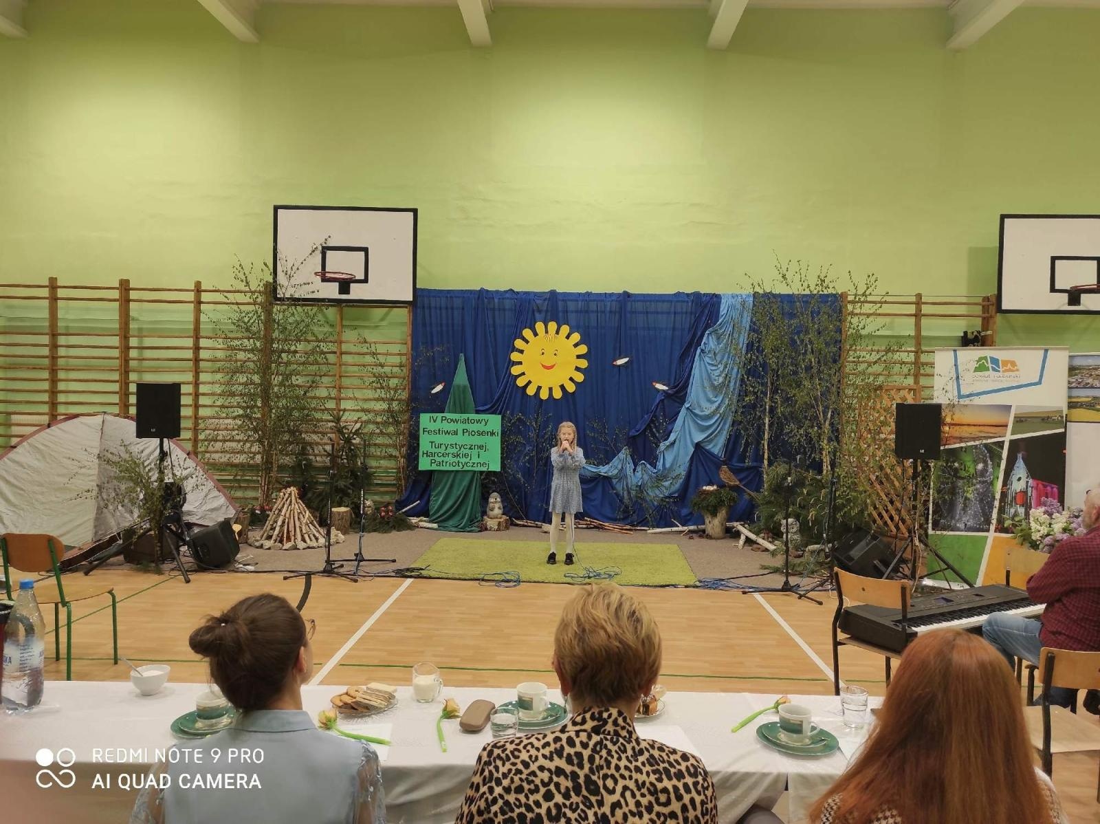 Zdjęcie w galerii na portalu naszraciborz.pl: IV edycja Powiatowego Festiwalu Piosenki Turystycznej, Harcerskiej i Patriotycznej za nami wiadomości z regionu