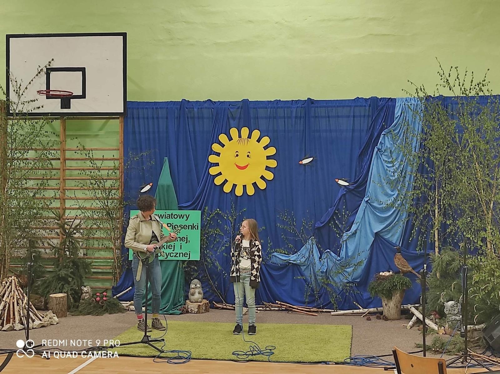 Zdjęcie w galerii na portalu naszraciborz.pl: IV edycja Powiatowego Festiwalu Piosenki Turystycznej, Harcerskiej i Patriotycznej za nami wiadomości z regionu