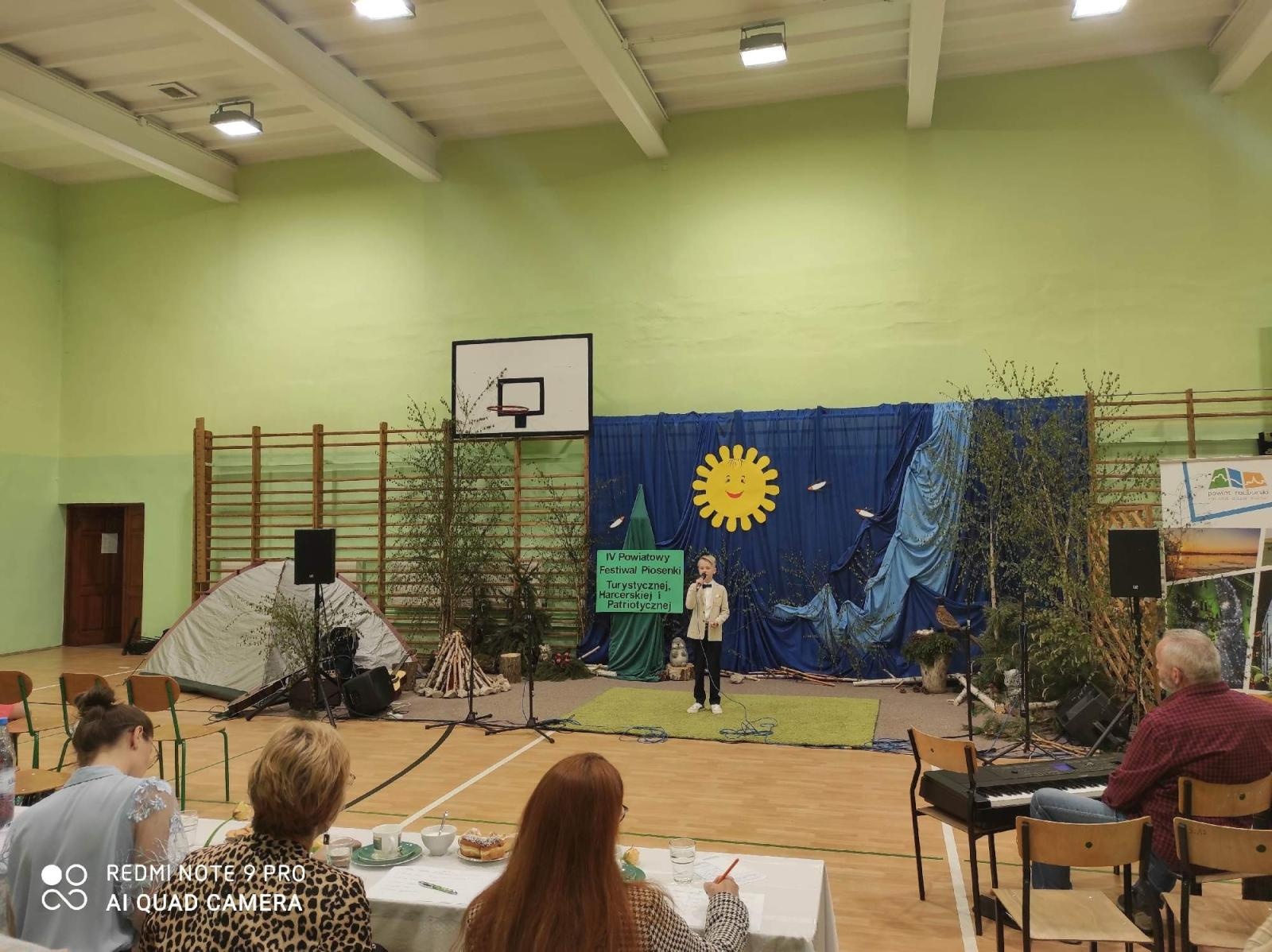 Zdjęcie w galerii na portalu naszraciborz.pl: IV edycja Powiatowego Festiwalu Piosenki Turystycznej, Harcerskiej i Patriotycznej za nami wiadomości z regionu