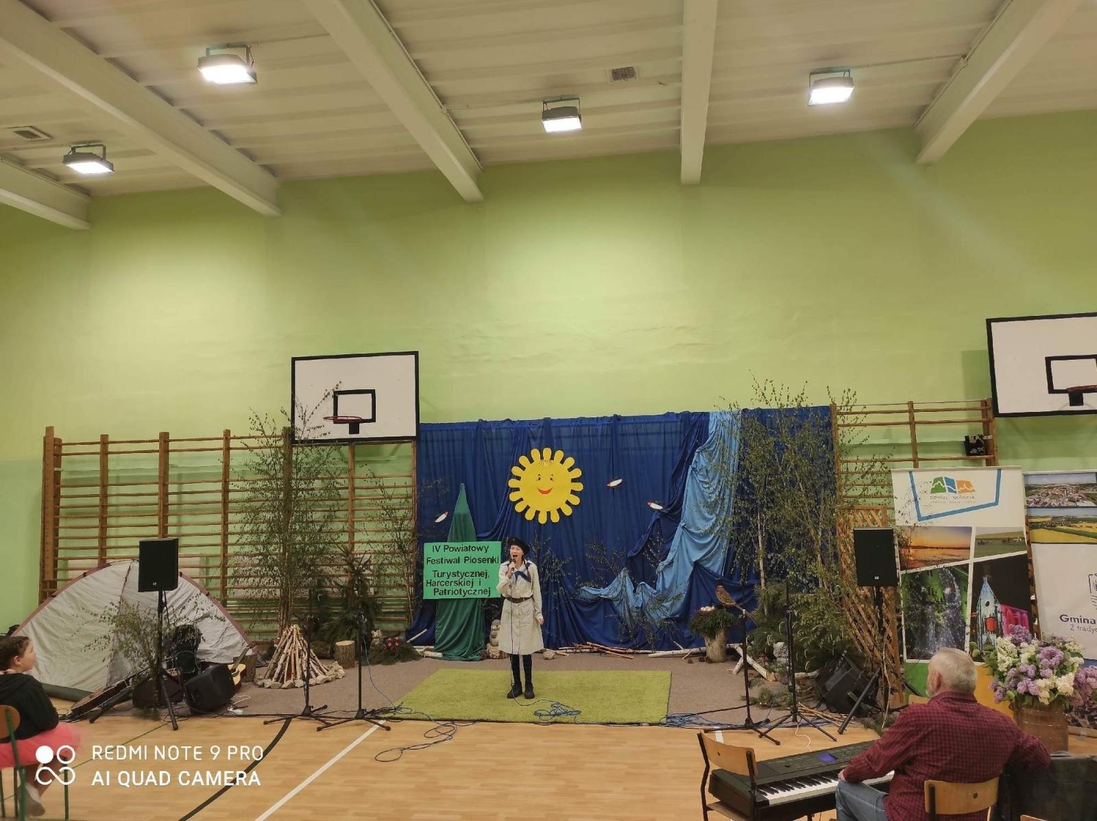 Zdjęcie w galerii na portalu naszraciborz.pl: IV edycja Powiatowego Festiwalu Piosenki Turystycznej, Harcerskiej i Patriotycznej za nami wiadomości z regionu