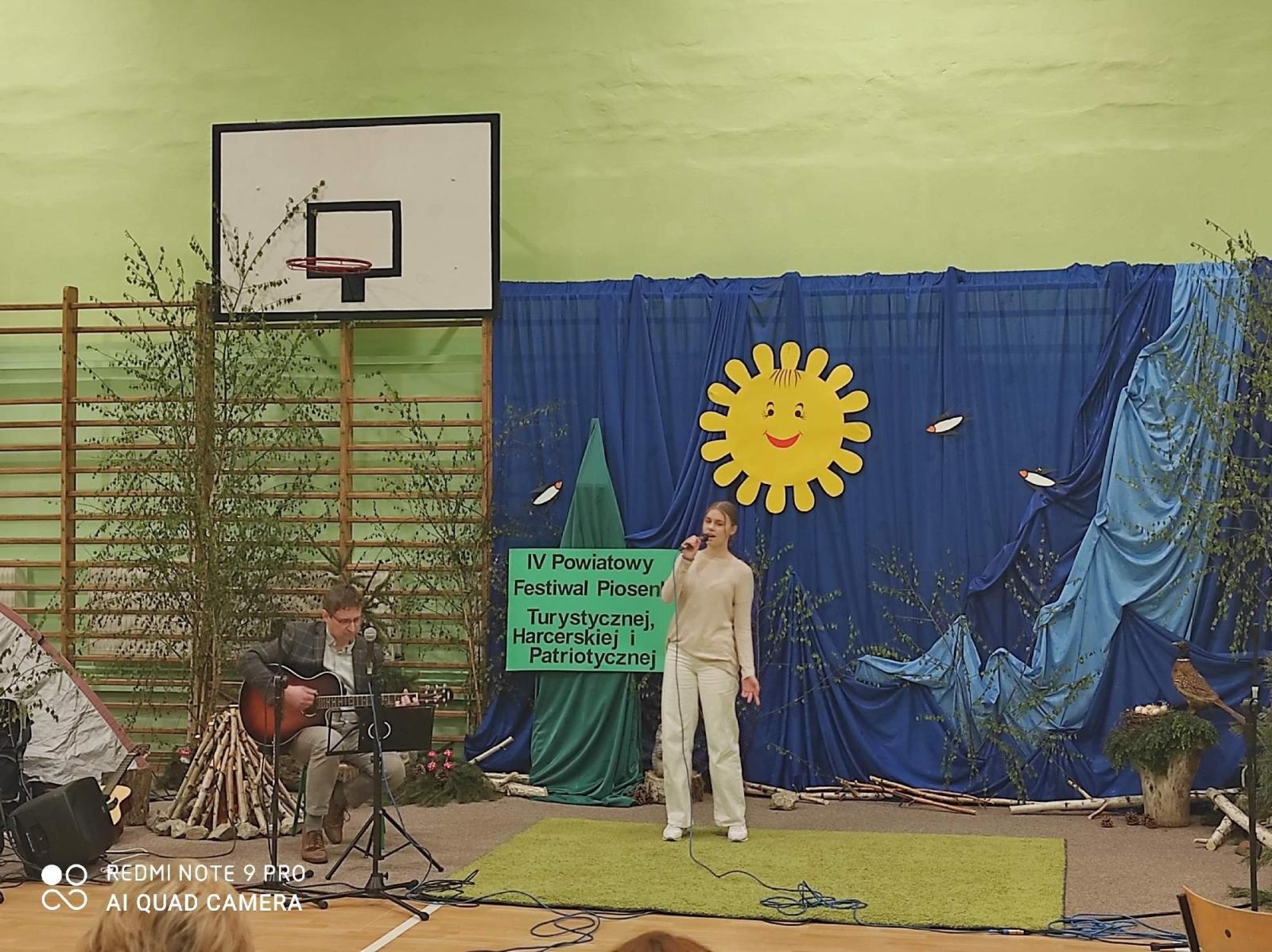 Zdjęcie w galerii na portalu naszraciborz.pl: IV edycja Powiatowego Festiwalu Piosenki Turystycznej, Harcerskiej i Patriotycznej za nami wiadomości z regionu