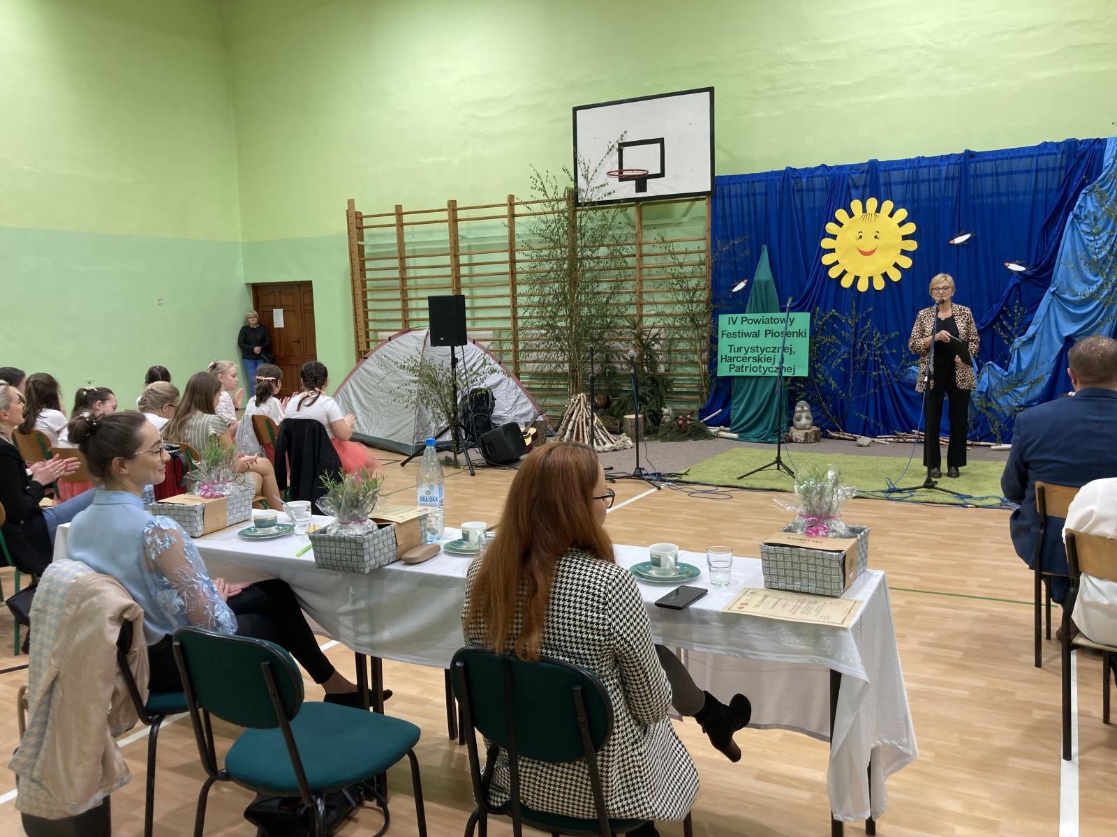 Zdjęcie w galerii na portalu naszraciborz.pl: IV edycja Powiatowego Festiwalu Piosenki Turystycznej, Harcerskiej i Patriotycznej za nami wiadomości z regionu