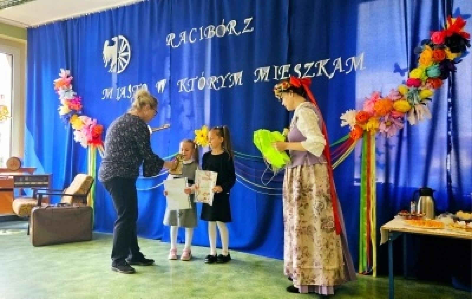 Zdjęcie w galerii na portalu naszraciborz.pl: Międzyprzedszkolny konkurs regionalny wiadomości z regionu