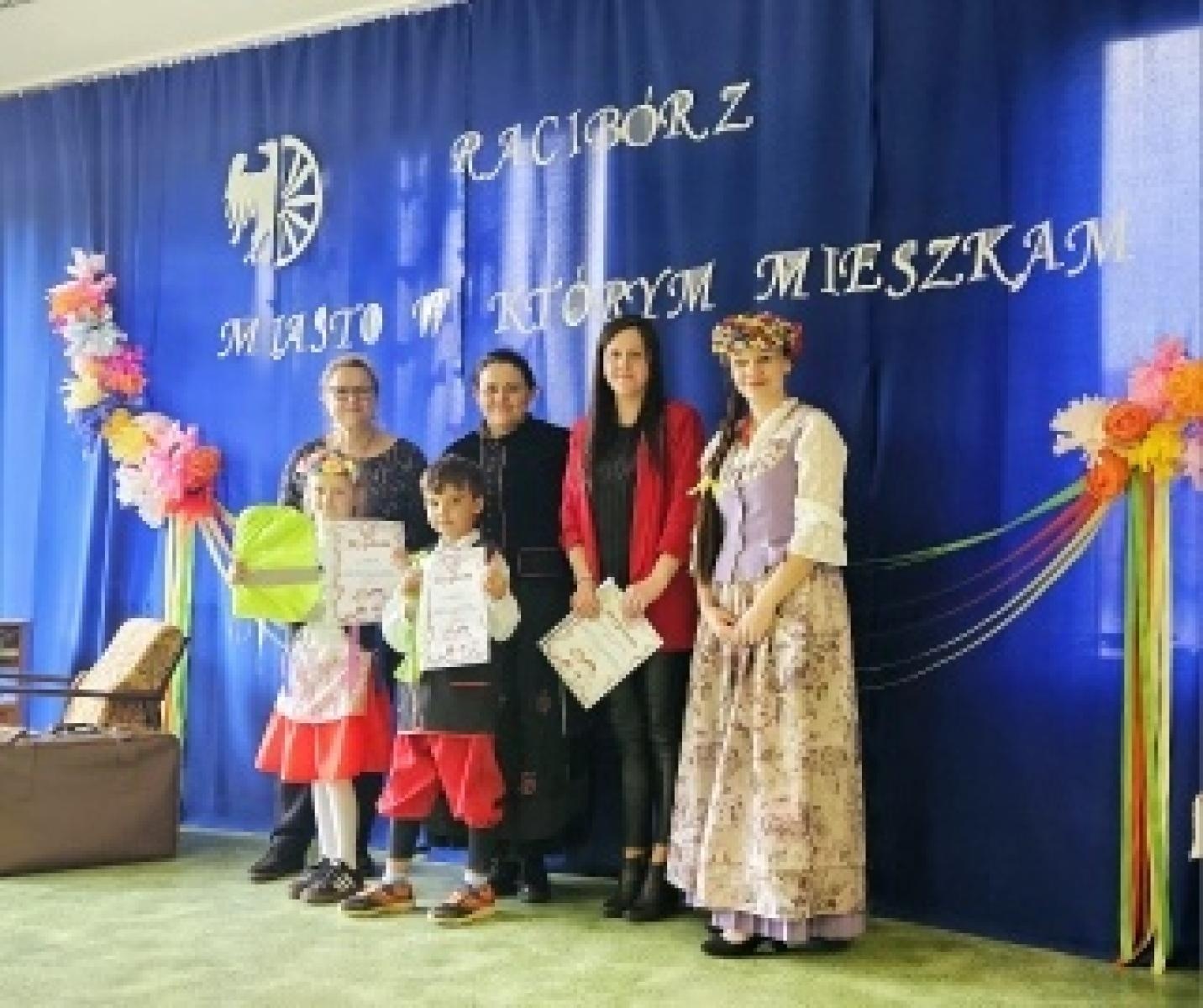 Zdjęcie w galerii na portalu naszraciborz.pl: Międzyprzedszkolny konkurs regionalny wiadomości z regionu