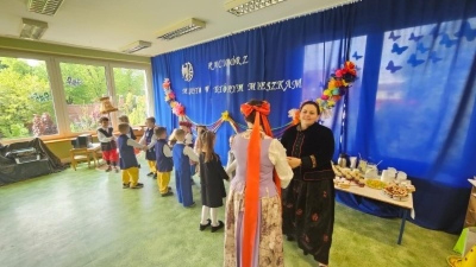 Zdjęcie w galerii na portalu naszraciborz.pl: Międzyprzedszkolny konkurs regionalny wiadomości z regionu