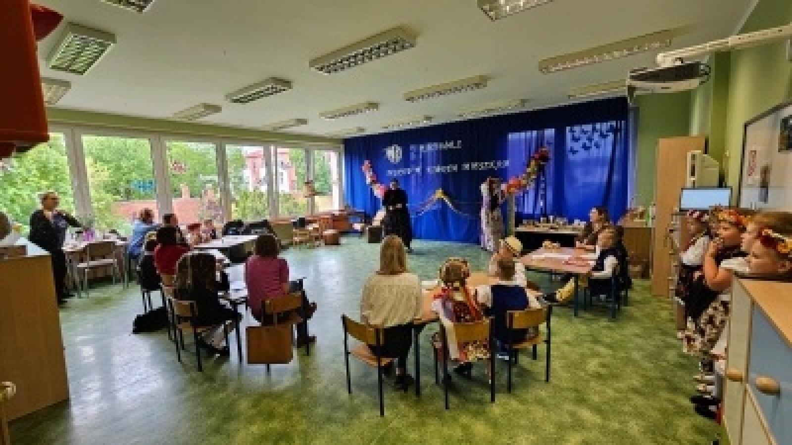 Zdjęcie w galerii na portalu naszraciborz.pl: Międzyprzedszkolny konkurs regionalny wiadomości z regionu