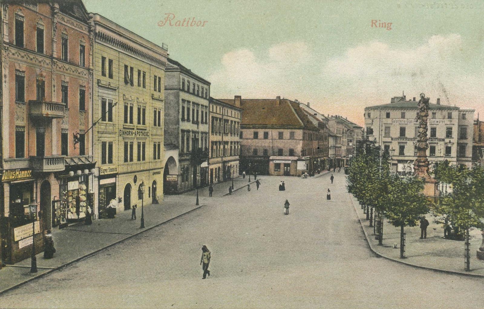 Zdjęcie w galerii na portalu naszraciborz.pl: Polowemu grozi proces. Podał nieprawdę w sprawie północnej zabudowy Rynku. Właściciel pokazał jak miała wyglądać wiadomości z regionu