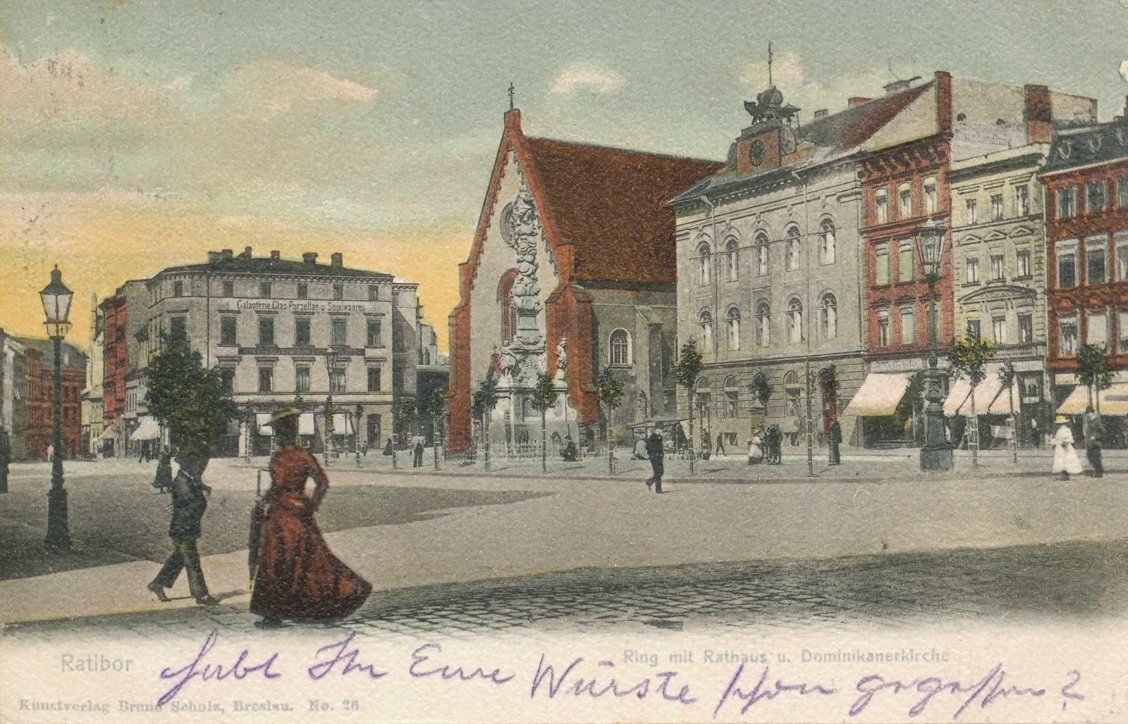 Zdjęcie w galerii na portalu naszraciborz.pl: Polowemu grozi proces. Podał nieprawdę w sprawie północnej zabudowy Rynku. Właściciel pokazał jak miała wyglądać wiadomości z regionu