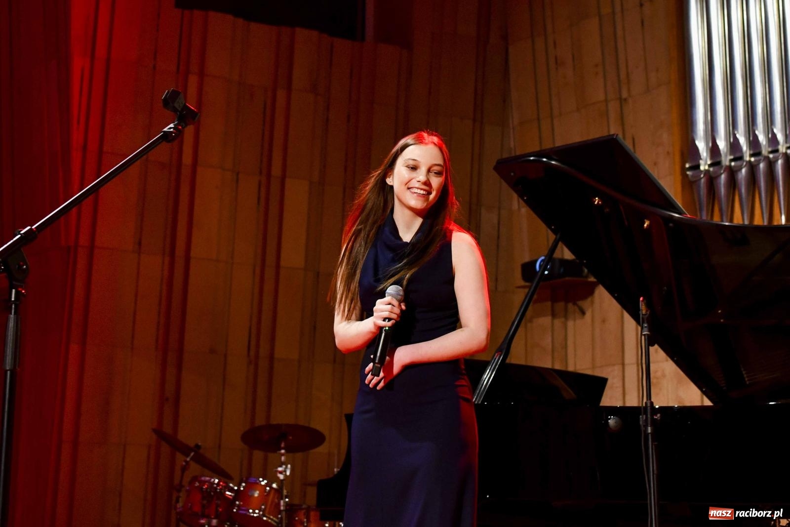 Zdjęcie w galerii na portalu naszraciborz.pl: Jubileuszowa edycja konkursu piosenki hiszpańskiej w Raciborzu [FOTO i WIDEO]  wiadomości z regionu