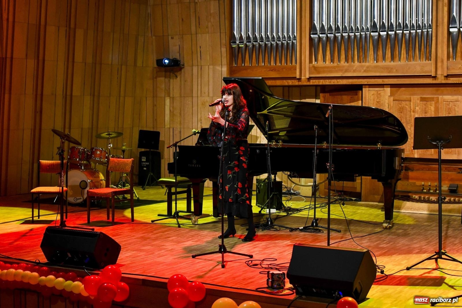 Zdjęcie w galerii na portalu naszraciborz.pl: Jubileuszowa edycja konkursu piosenki hiszpańskiej w Raciborzu [FOTO i WIDEO]  wiadomości z regionu