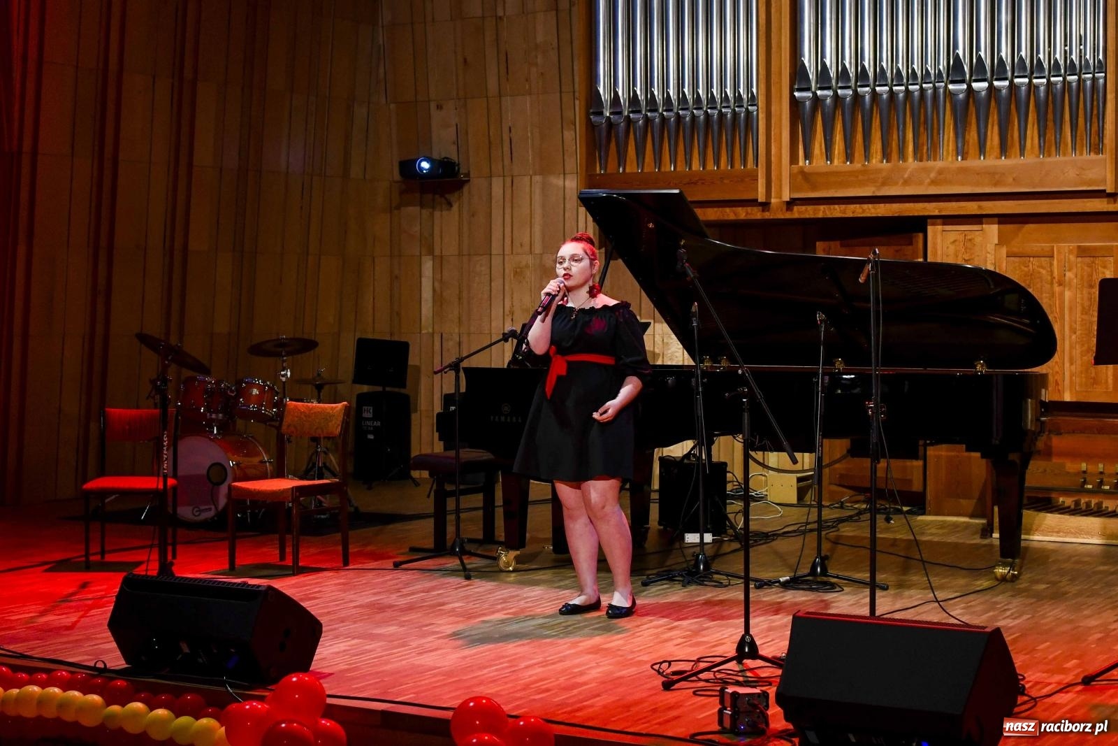 Zdjęcie w galerii na portalu naszraciborz.pl: Jubileuszowa edycja konkursu piosenki hiszpańskiej w Raciborzu [FOTO i WIDEO]  wiadomości z regionu