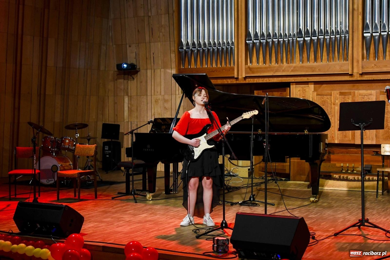 Zdjęcie w galerii na portalu naszraciborz.pl: Jubileuszowa edycja konkursu piosenki hiszpańskiej w Raciborzu [FOTO i WIDEO]  wiadomości z regionu