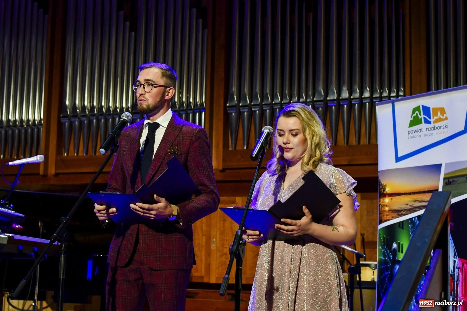 Zdjęcie w galerii na portalu naszraciborz.pl: Jubileuszowa edycja konkursu piosenki hiszpańskiej w Raciborzu [FOTO i WIDEO]  wiadomości z regionu