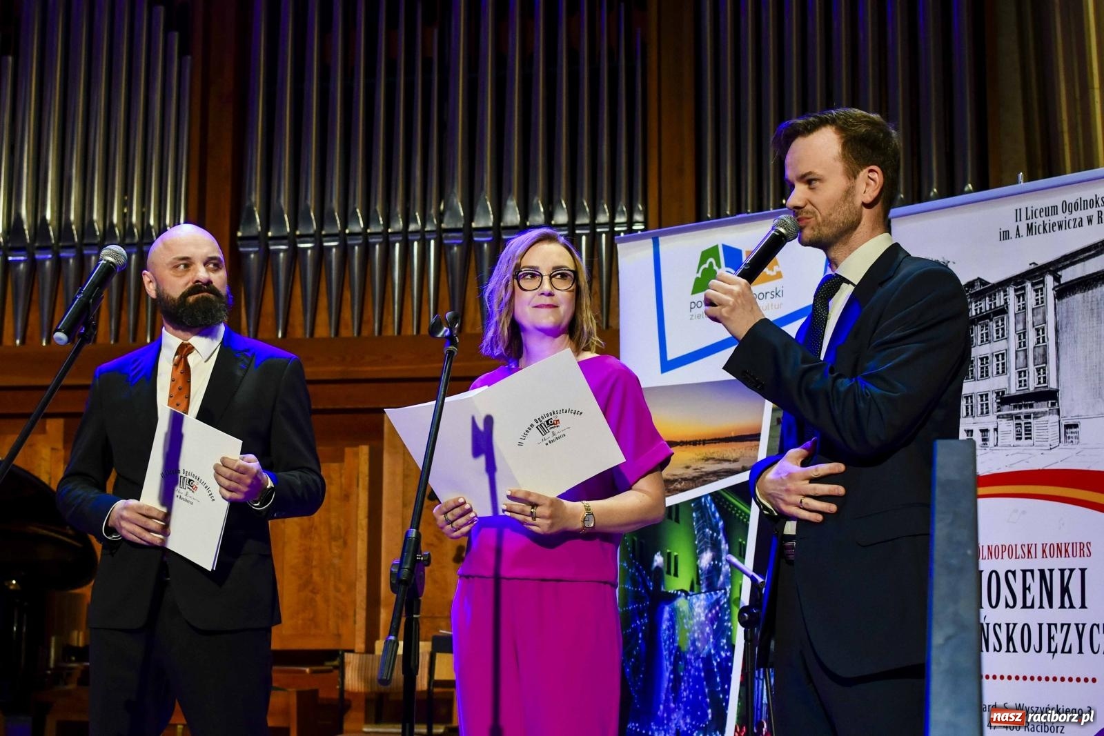 Zdjęcie w galerii na portalu naszraciborz.pl: Jubileuszowa edycja konkursu piosenki hiszpańskiej w Raciborzu [FOTO i WIDEO]  wiadomości z regionu