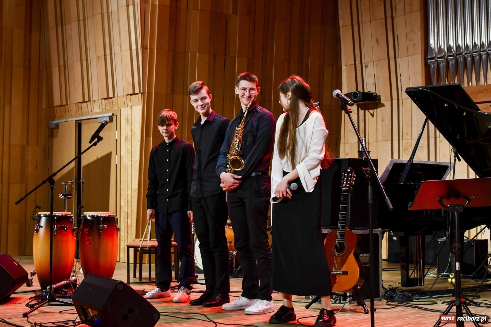 Zdjęcie w galerii na portalu naszraciborz.pl: Jubileuszowa edycja konkursu piosenki hiszpańskiej w Raciborzu [FOTO i WIDEO]  wiadomości z regionu