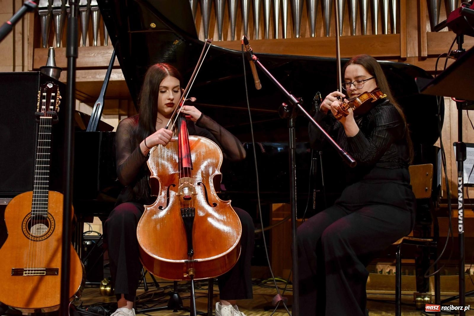 Zdjęcie w galerii na portalu naszraciborz.pl: Jubileuszowa edycja konkursu piosenki hiszpańskiej w Raciborzu [FOTO i WIDEO]  wiadomości z regionu