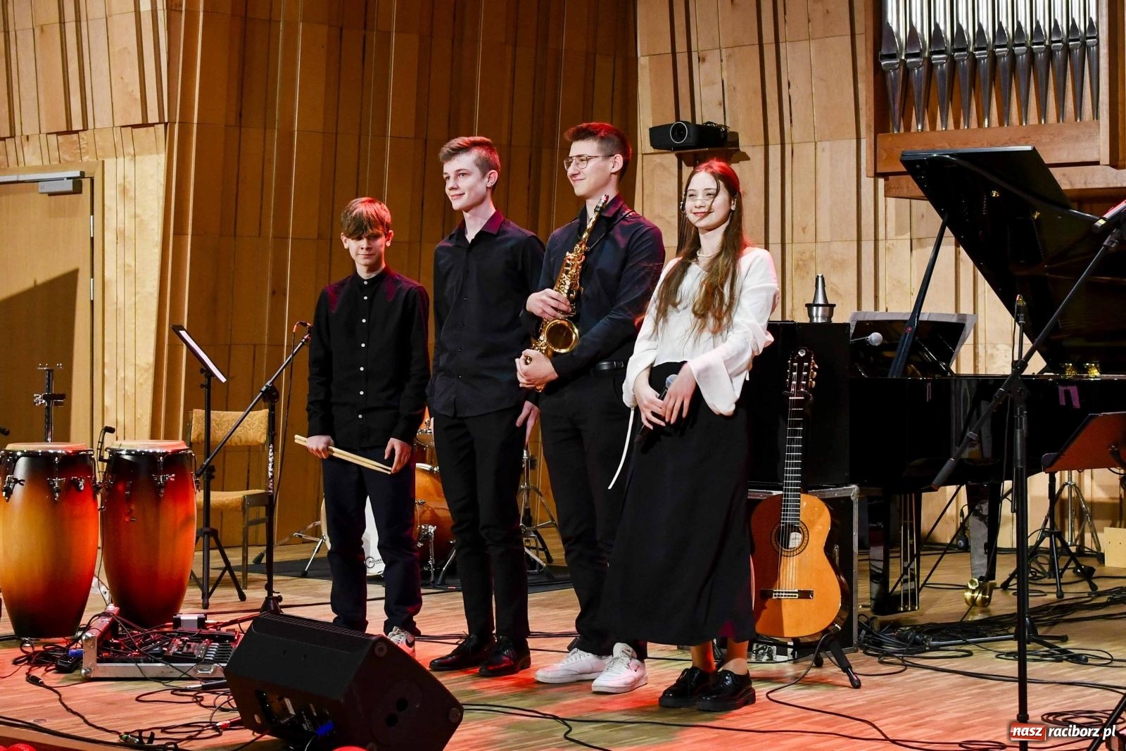 Zdjęcie w galerii na portalu naszraciborz.pl: Jubileuszowa edycja konkursu piosenki hiszpańskiej w Raciborzu [FOTO i WIDEO]  wiadomości z regionu