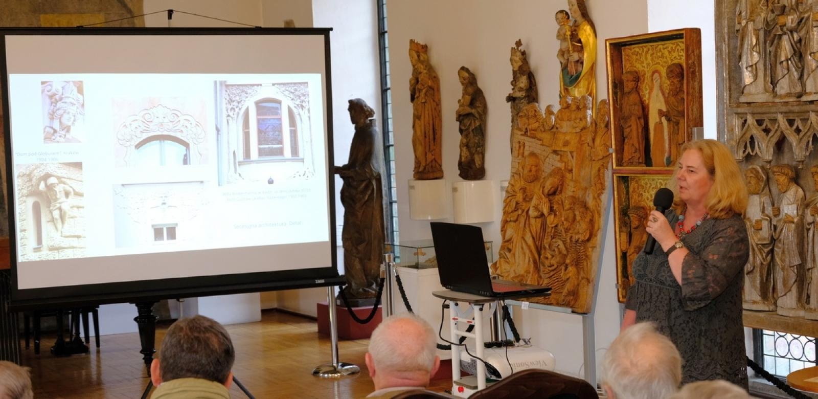 Zdjęcie w galerii na portalu naszraciborz.pl: Oblicza secesji w raciborskim Muzeum wiadomości z regionu