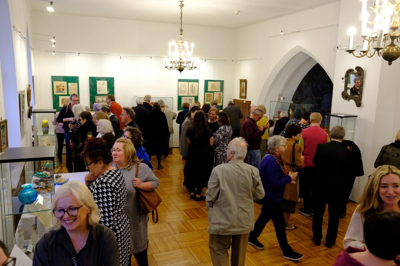 Zdjęcie w galerii na portalu naszraciborz.pl: Oblicza secesji w raciborskim Muzeum wiadomości z regionu