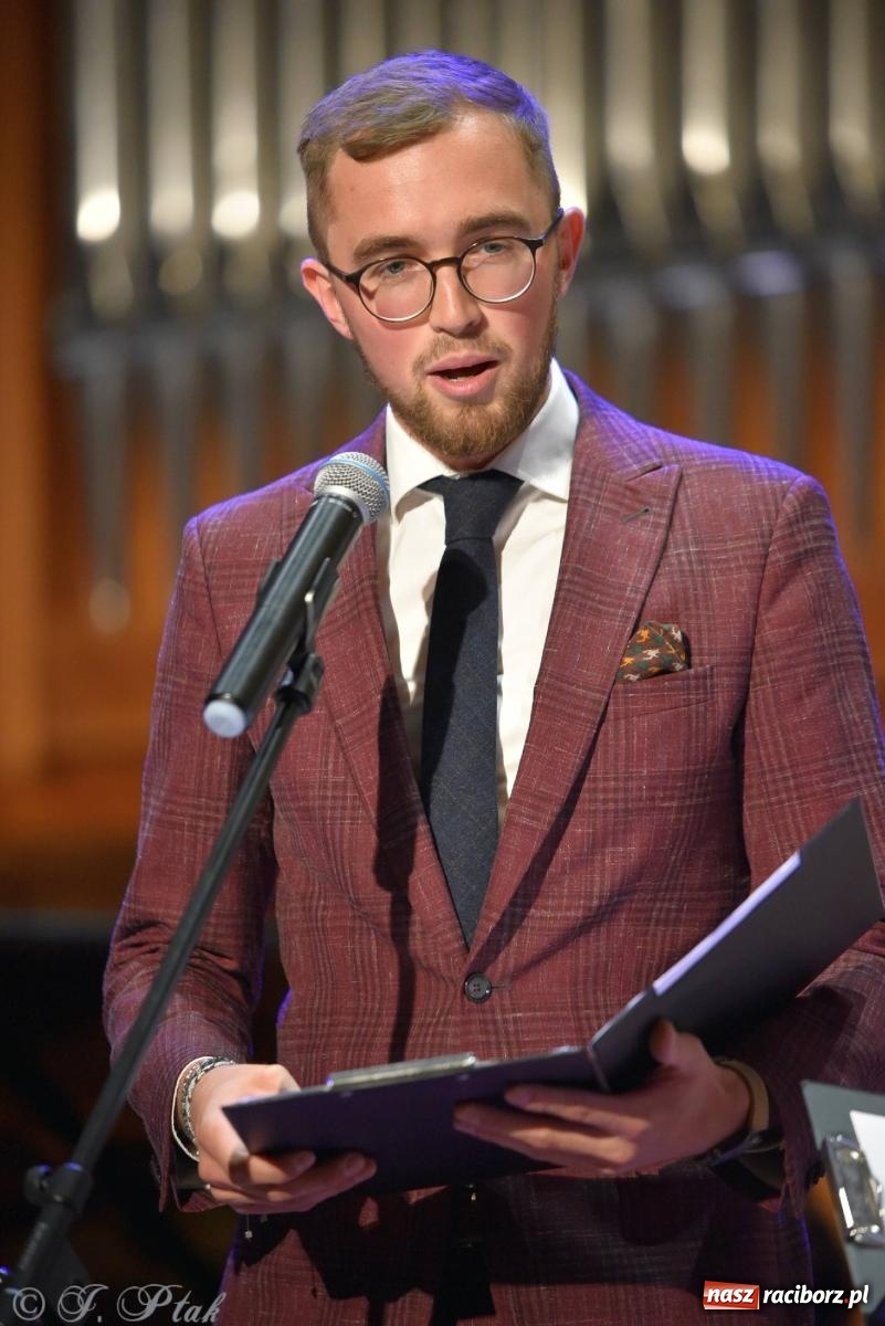 Zdjęcie w galerii na portalu naszraciborz.pl: Hiszpańsko-kubańska fiesta II LO. Torres & Havana Dream na bis! wiadomości z regionu