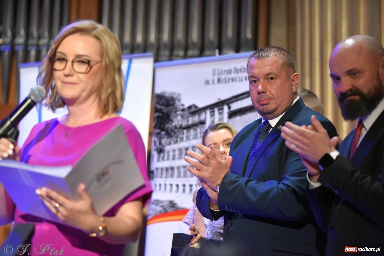 Zdjęcie w galerii na portalu naszraciborz.pl: Hiszpańsko-kubańska fiesta II LO. Torres & Havana Dream na bis! wiadomości z regionu