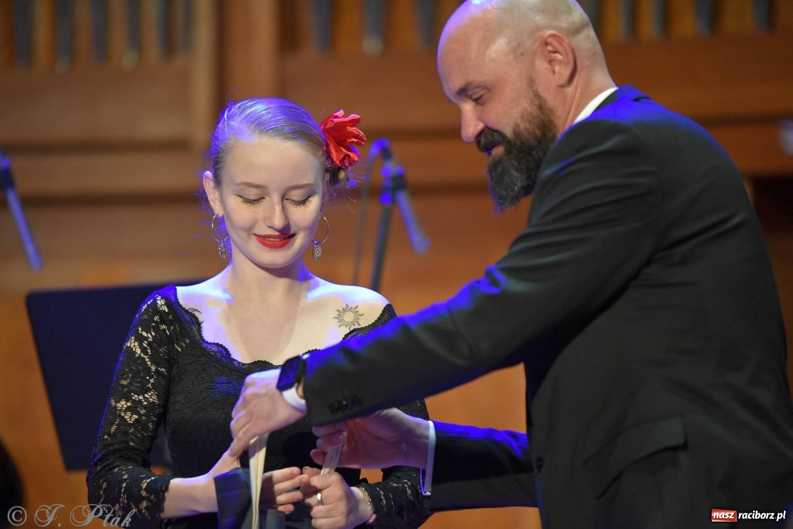 Zdjęcie w galerii na portalu naszraciborz.pl: Hiszpańsko-kubańska fiesta II LO. Torres & Havana Dream na bis! wiadomości z regionu