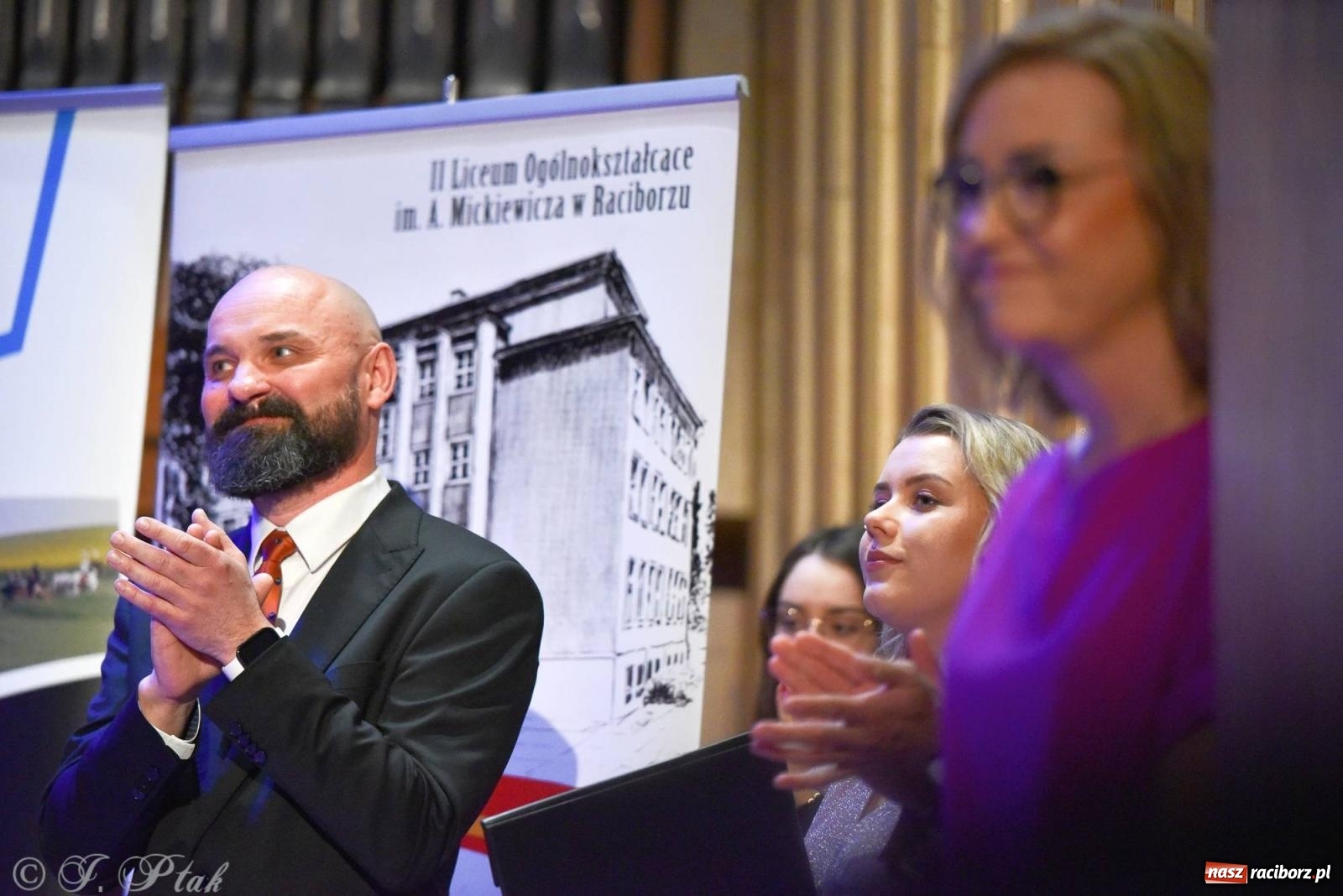 Zdjęcie w galerii na portalu naszraciborz.pl: Hiszpańsko-kubańska fiesta II LO. Torres & Havana Dream na bis! wiadomości z regionu