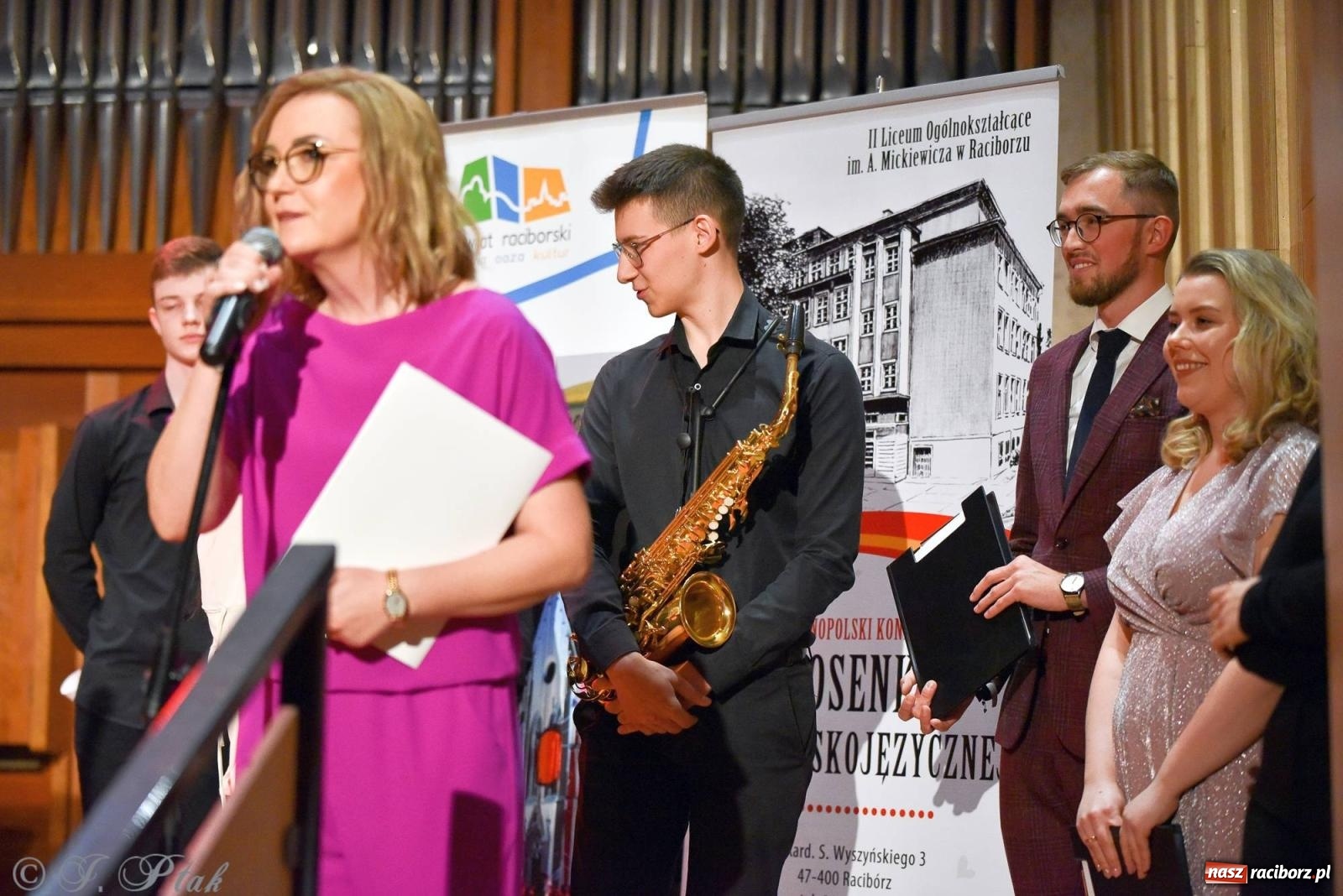 Zdjęcie w galerii na portalu naszraciborz.pl: Hiszpańsko-kubańska fiesta II LO. Torres & Havana Dream na bis! wiadomości z regionu