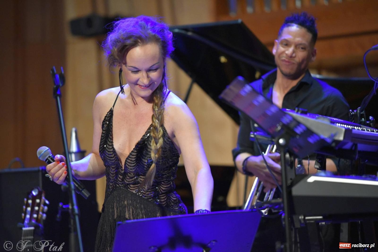 Zdjęcie w galerii na portalu naszraciborz.pl: Hiszpańsko-kubańska fiesta II LO. Torres & Havana Dream na bis! wiadomości z regionu