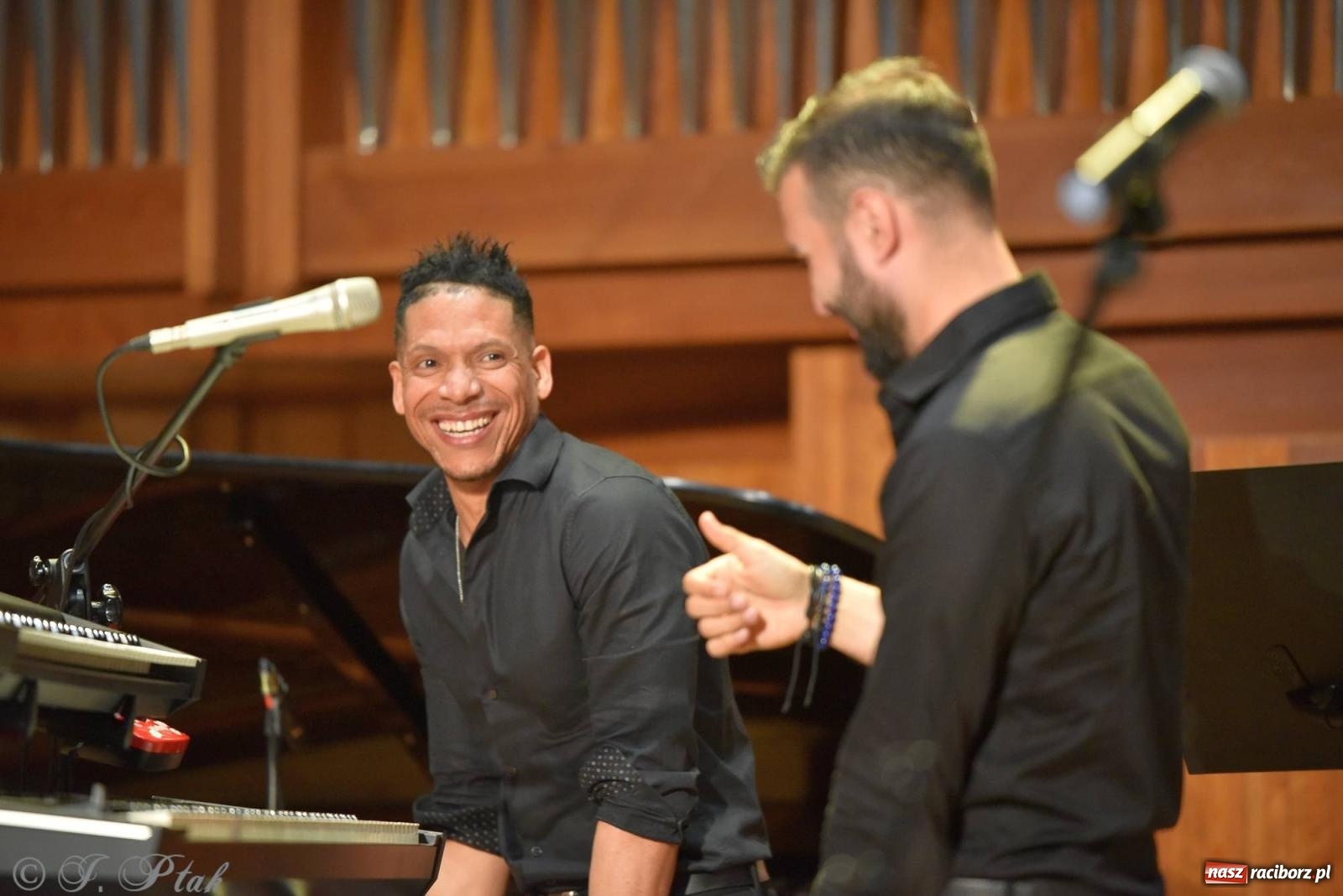 Zdjęcie w galerii na portalu naszraciborz.pl: Hiszpańsko-kubańska fiesta II LO. Torres & Havana Dream na bis! wiadomości z regionu