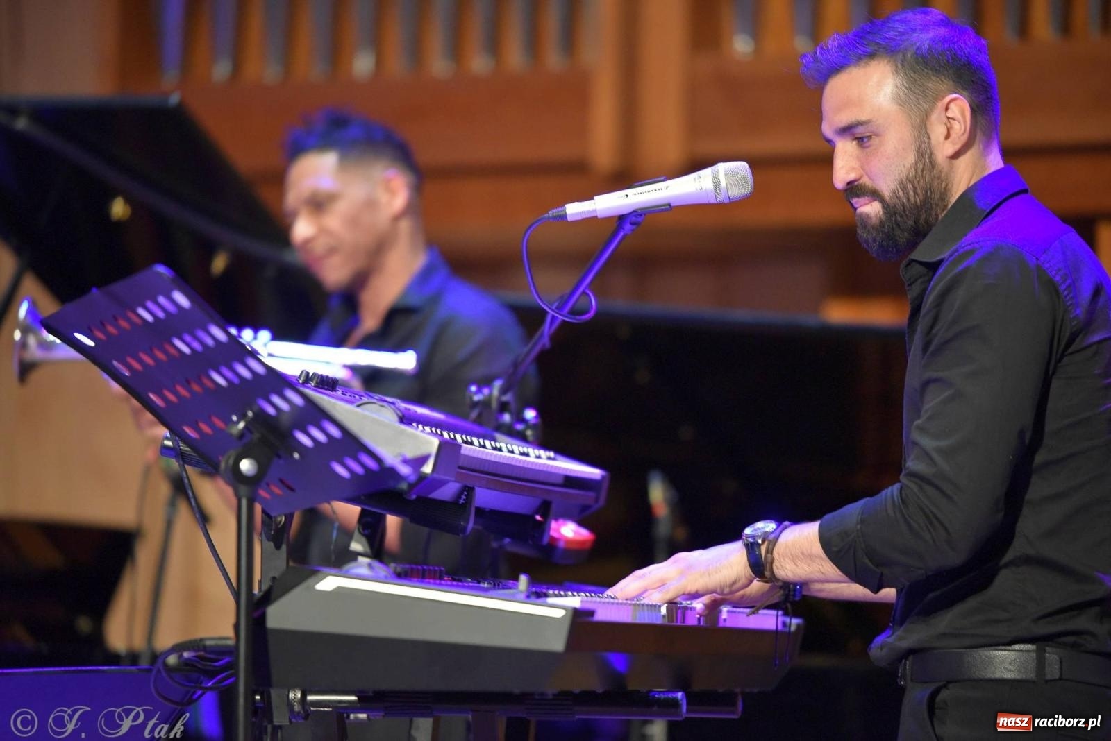 Zdjęcie w galerii na portalu naszraciborz.pl: Hiszpańsko-kubańska fiesta II LO. Torres & Havana Dream na bis! wiadomości z regionu