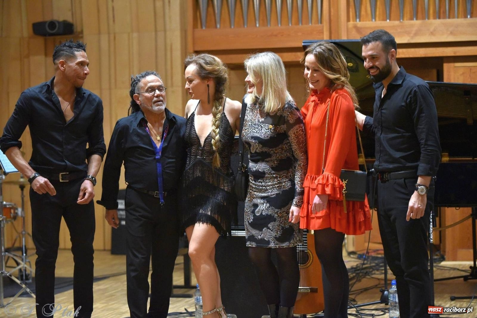 Zdjęcie w galerii na portalu naszraciborz.pl: Hiszpańsko-kubańska fiesta II LO. Torres & Havana Dream na bis! wiadomości z regionu