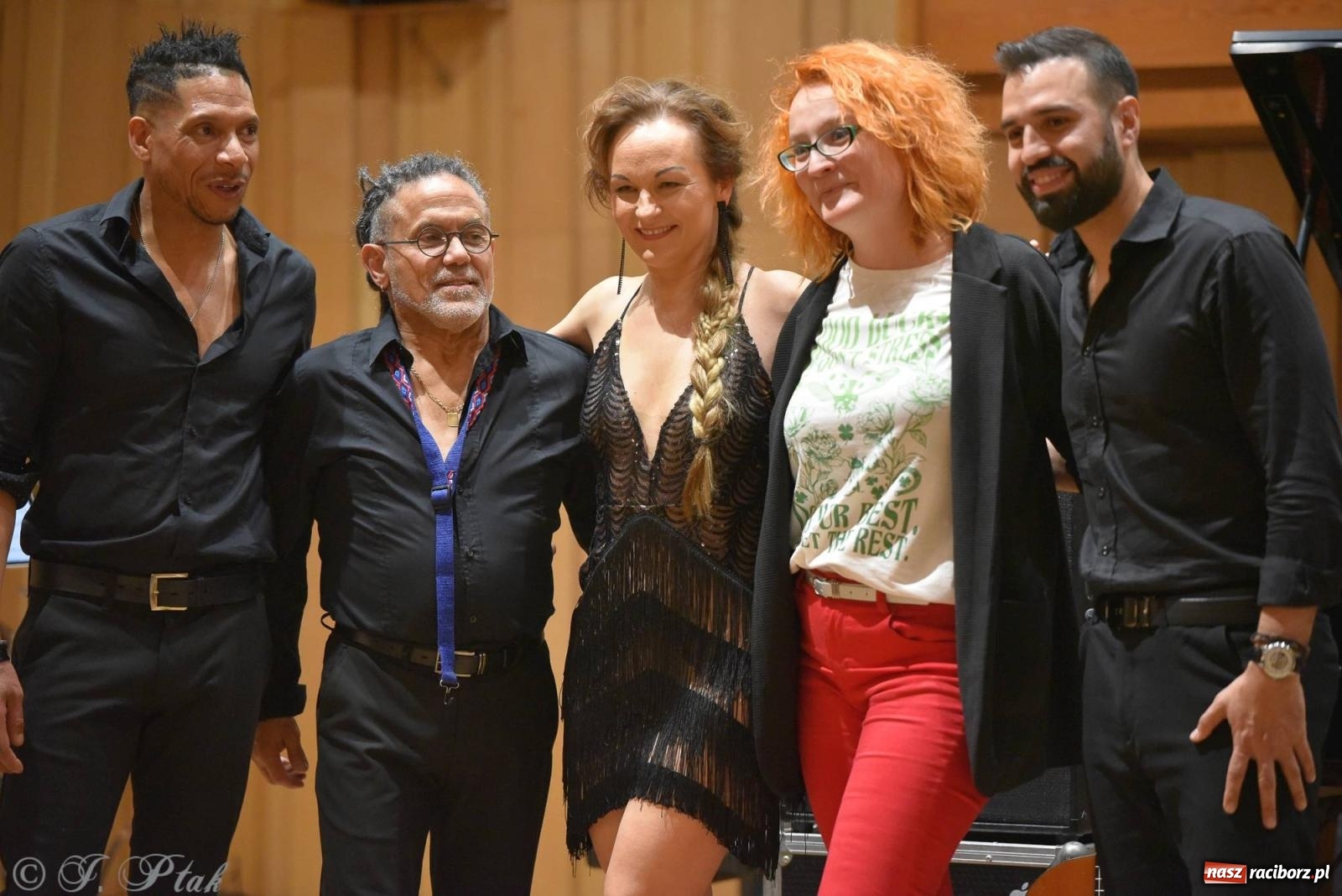 Zdjęcie w galerii na portalu naszraciborz.pl: Hiszpańsko-kubańska fiesta II LO. Torres & Havana Dream na bis! wiadomości z regionu