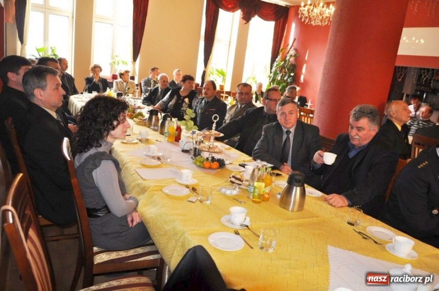 Zdjęcie w galerii na portalu naszraciborz.pl: 2010 rok przyniósł sprawdzian wiadomości z regionu