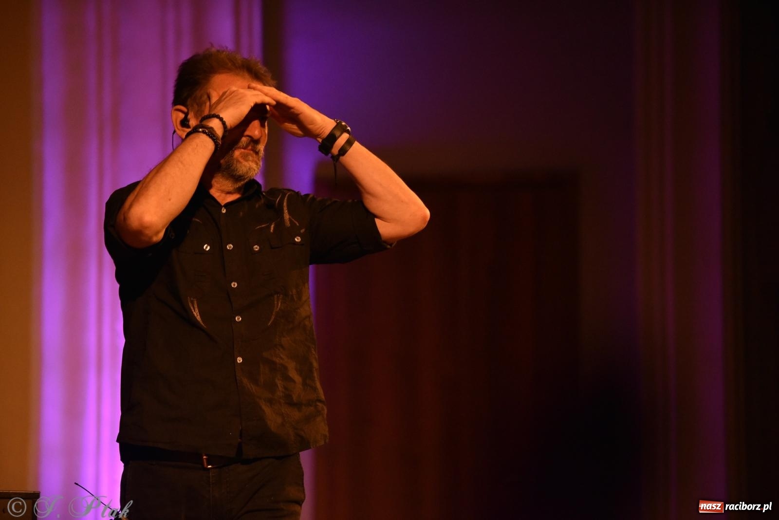 Zdjęcie w galerii na portalu naszraciborz.pl: Legenda polskiego rocka na scenie RCK. Sztywny Pal Azji w Raciborzu wiadomości z regionu