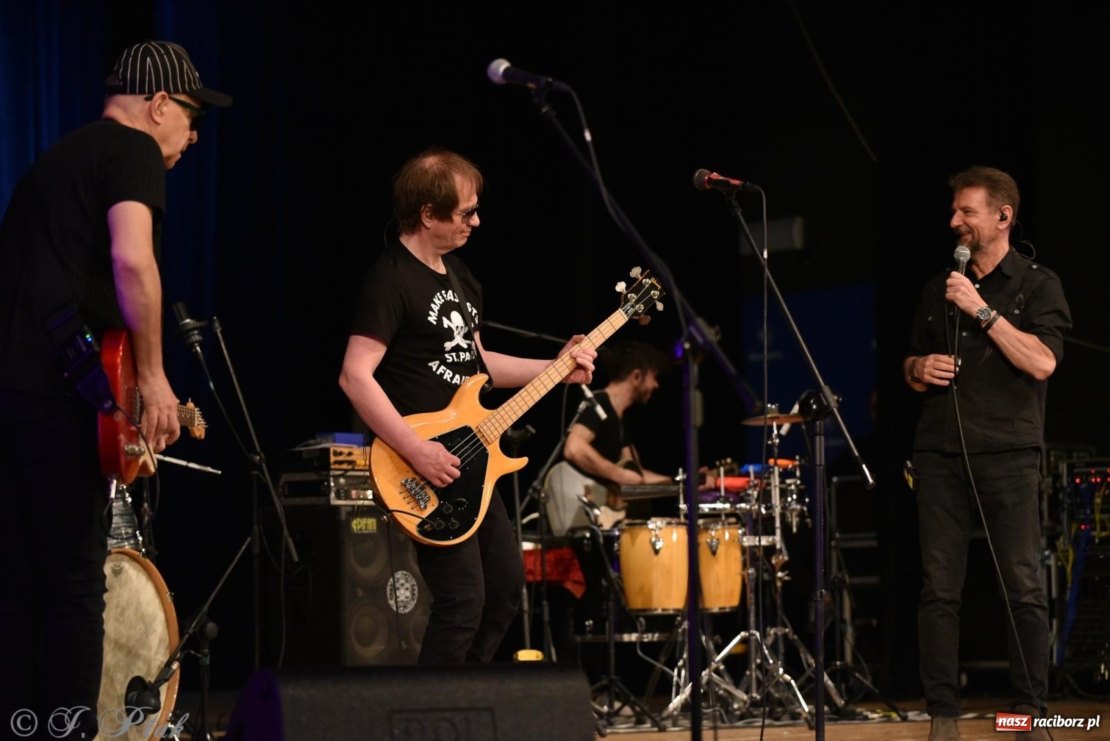Zdjęcie w galerii na portalu naszraciborz.pl: Legenda polskiego rocka na scenie RCK. Sztywny Pal Azji w Raciborzu wiadomości z regionu