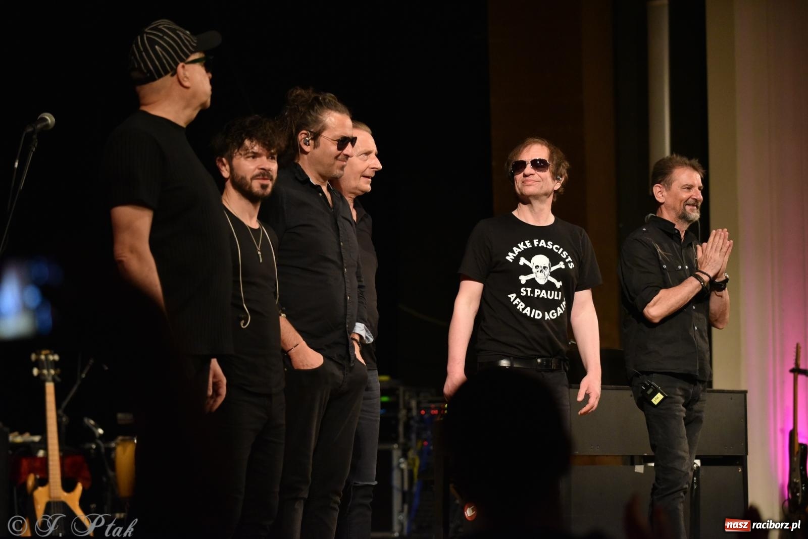 Zdjęcie w galerii na portalu naszraciborz.pl: Legenda polskiego rocka na scenie RCK. Sztywny Pal Azji w Raciborzu wiadomości z regionu