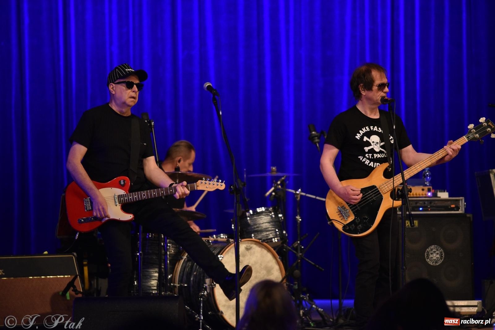 Zdjęcie w galerii na portalu naszraciborz.pl: Legenda polskiego rocka na scenie RCK. Sztywny Pal Azji w Raciborzu wiadomości z regionu